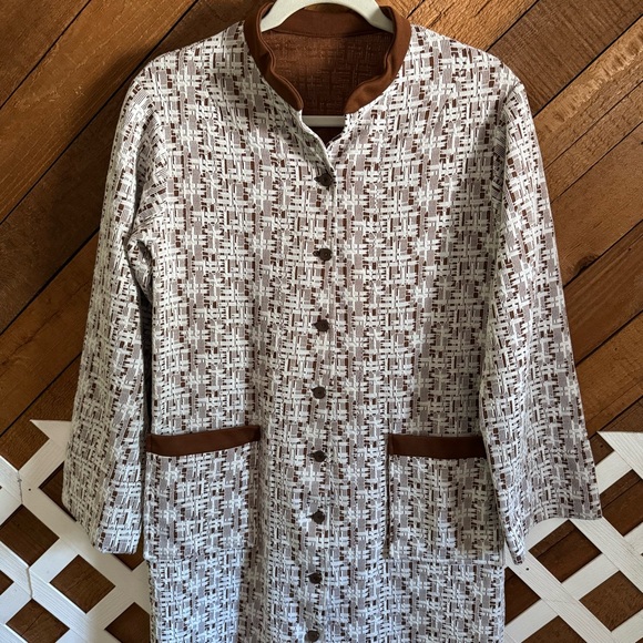 Vintage style brown and white patterned jacket - Picture 7 of 16